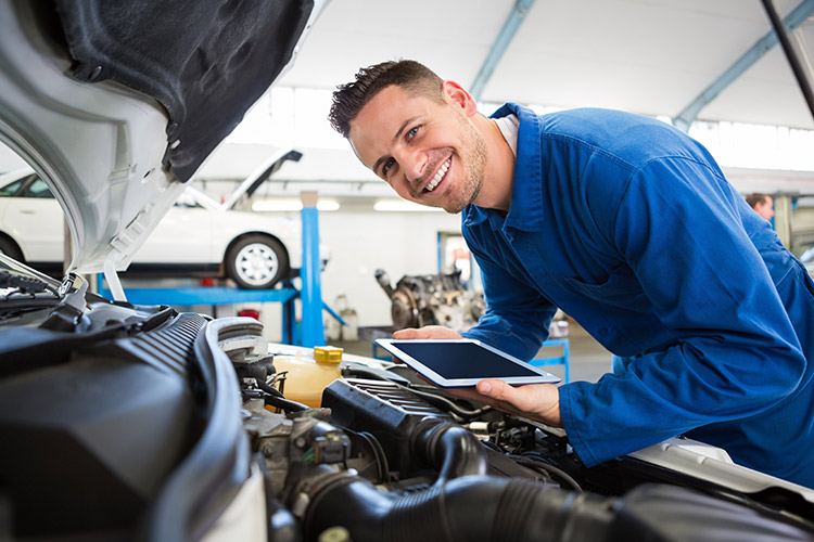 Technische Kurse: Techniker/ in der Fachrichtung Kraftfahrzeugtechnik